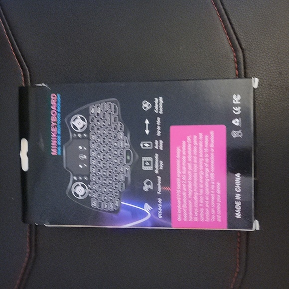 Mini Keyboard - Picture 2 of 2